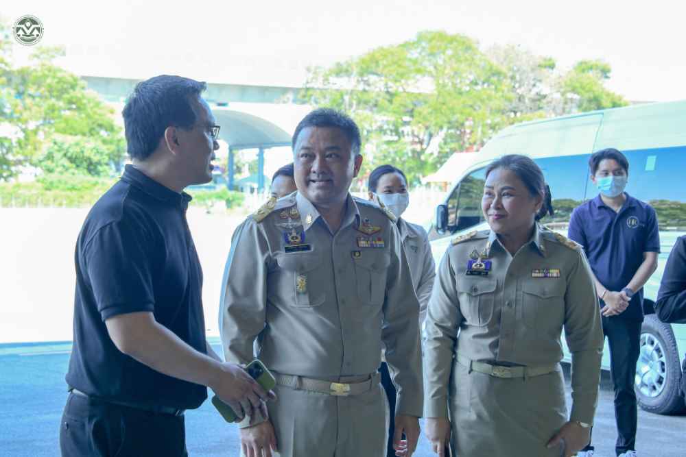 สผ. ร่วมบริจาคเงินและสิ่งของช่วยเหลือและฟื้นฟูผู้ประสบอุทกภัย ณ กองการบินศูนย์การเคลื่อนย้ายกองทัพบก บางเขน สผ. ร่วมบริจาคเงินและสิ่งของช่วยเหลือและฟื้นฟูผู้ประสบอุทกภัย ณ กองการบินศูนย์การเคลื่อนย้ายกองทัพบก บางเขน