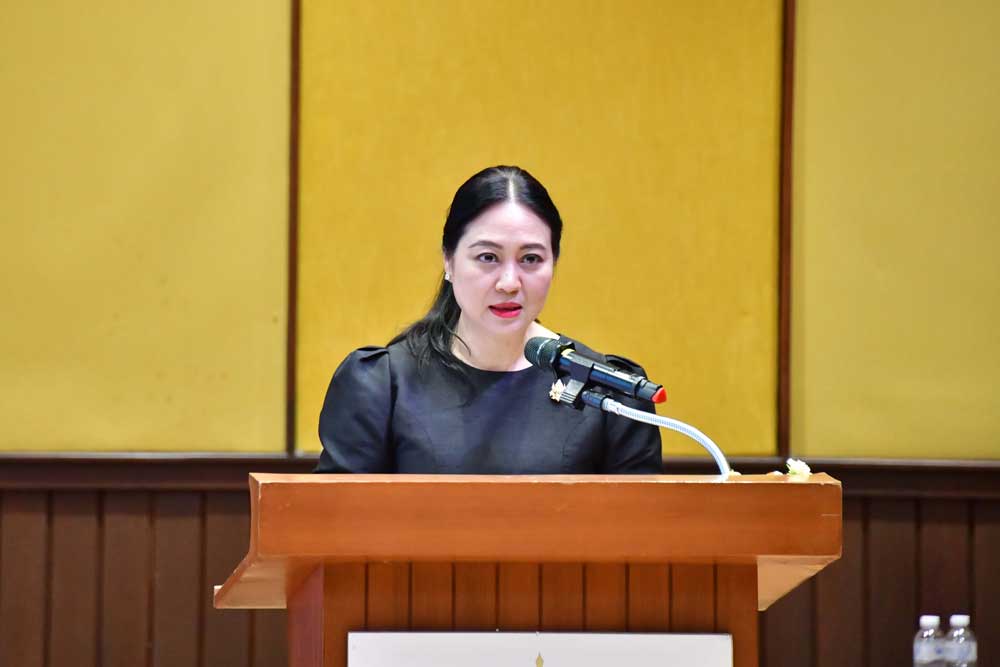 ดร.รวีวรรณ ภูริเดช ดร.รวีวรรณ ภูริเดช