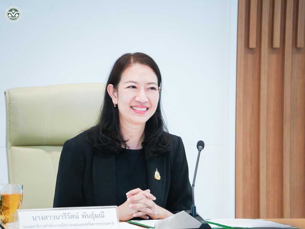 นางสาวนารีรัตน์ พันธุ์มณี รองเลขาธิการ สผ. นางสาวนารีรัตน์ พันธุ์มณี รองเลขาธิการ สผ.