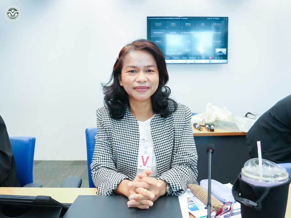 นางสาวศิริลักษณ์ จันทร์โพธิ์ ผู้อำนวยการกลุ่มงานพัฒนาแนวทางฯ นางสาวศิริลักษณ์ จันทร์โพธิ์ ผู้อำนวยการกลุ่มงานพัฒนาแนวทางฯ