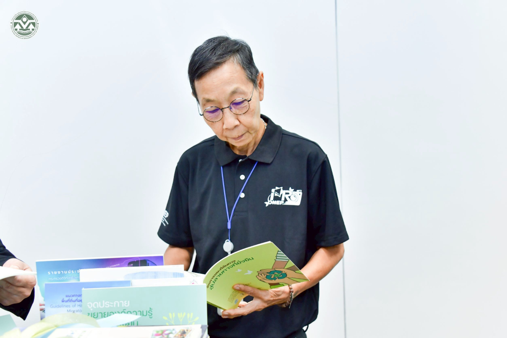 นางสาวธุวานันท์ ยุกติรัตน เลขานุการกรม นางสาวธุวานันท์ ยุกติรัตน เลขานุการกรม