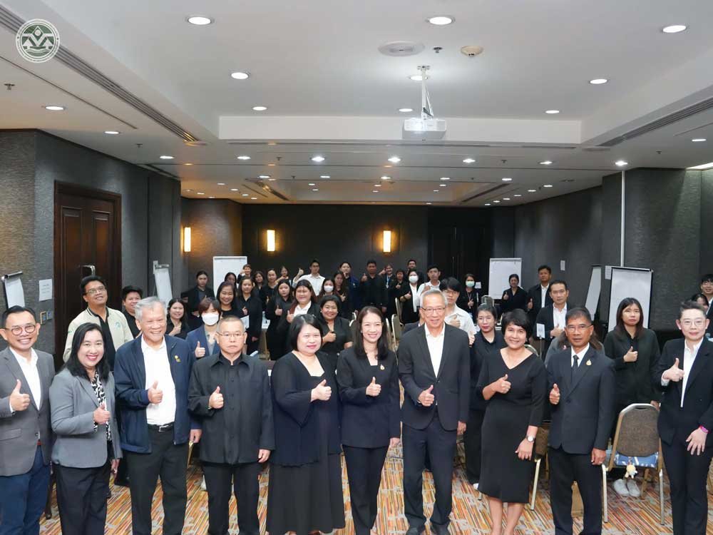 กองทุนสิ่งแวดล้อมจัดประชุมกลุ่มย่อย ในระดับนโยบาย เพื่อรับฟังความคิดเห็น ต่อผลการวิเคราะห์ SWOT เพื่อยกร่างแผนบริหารกองทุน 5 ปี ข้างหน้า (ปี พ.ศ. 2571 - 2575) กองทุนสิ่งแวดล้อมจัดประชุมกลุ่มย่อย ในระดับนโยบาย เพื่อรับฟังความคิดเห็น ต่อผลการวิเคราะห์ SWOT เพื่อยกร่างแผนบริหารกองทุน 5 ปี ข้างหน้า (ปี พ.ศ. 2571 - 2575)