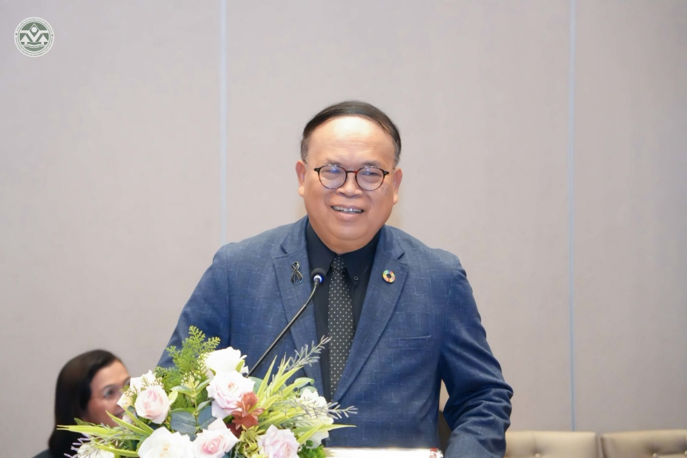 ดร.วิจารย์ สิมาฉายา ผู้อำนวยการสถาบันสิ่งแวดล้อมไทย ดร.วิจารย์ สิมาฉายา ผู้อำนวยการสถาบันสิ่งแวดล้อมไทย
