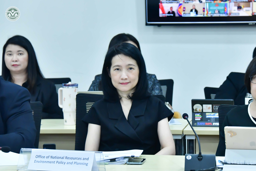นางพรรณนิภา สืบสิงห์ นางพรรณนิภา สืบสิงห์