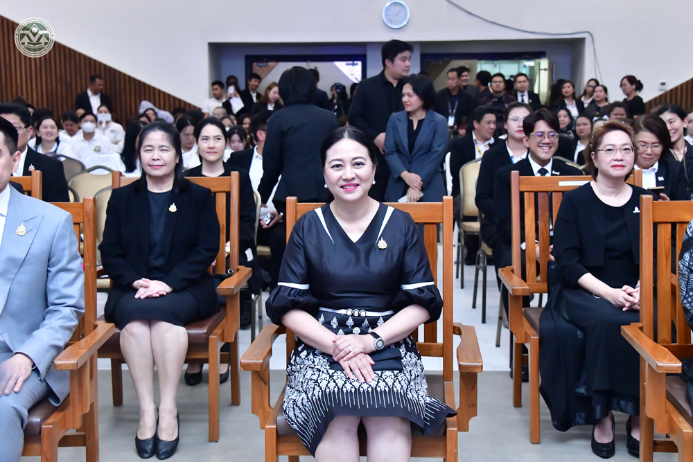 ดร.รวีวรรณ ภูริเดช ดร.รวีวรรณ ภูริเดช