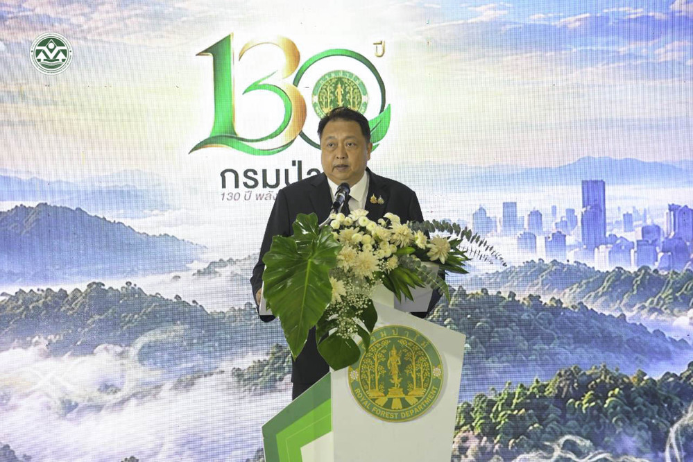 นายสุชาติ ชมกลิ่น รัฐมนตรีว่าการกระทรวงทรัพยากรธรรมชาติและสิ่งแวดล้อม นายสุชาติ ชมกลิ่น รัฐมนตรีว่าการกระทรวงทรัพยากรธรรมชาติและสิ่งแวดล้อม
